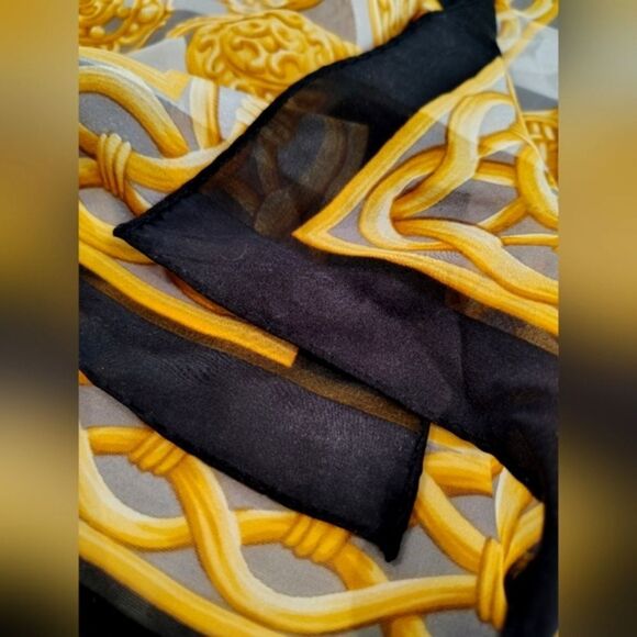 Pierre Cardin Paris 💯 Silk Scarf Gold & Black - Picture 14 of 16